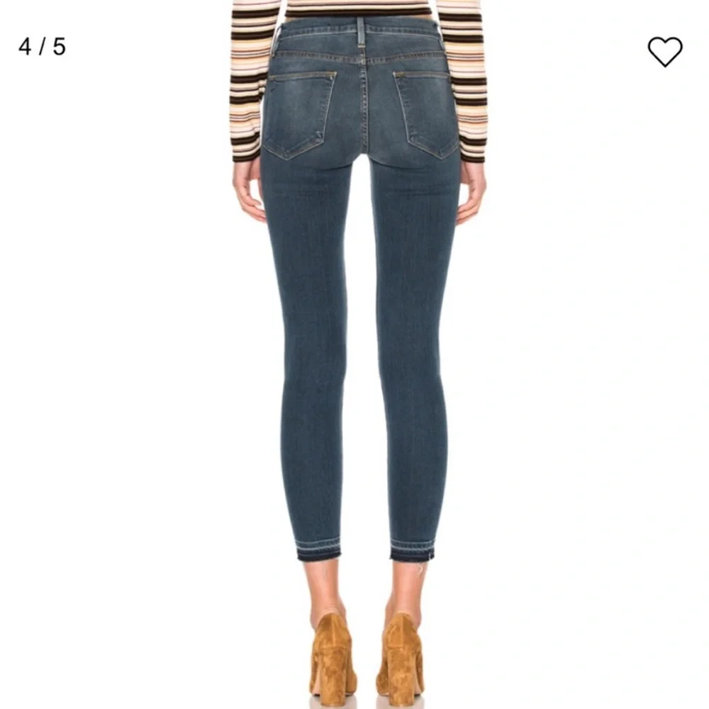 Frame Le High Skinny Released Raw Hem Jeans in Merrick Wash - Picture 3 of 11